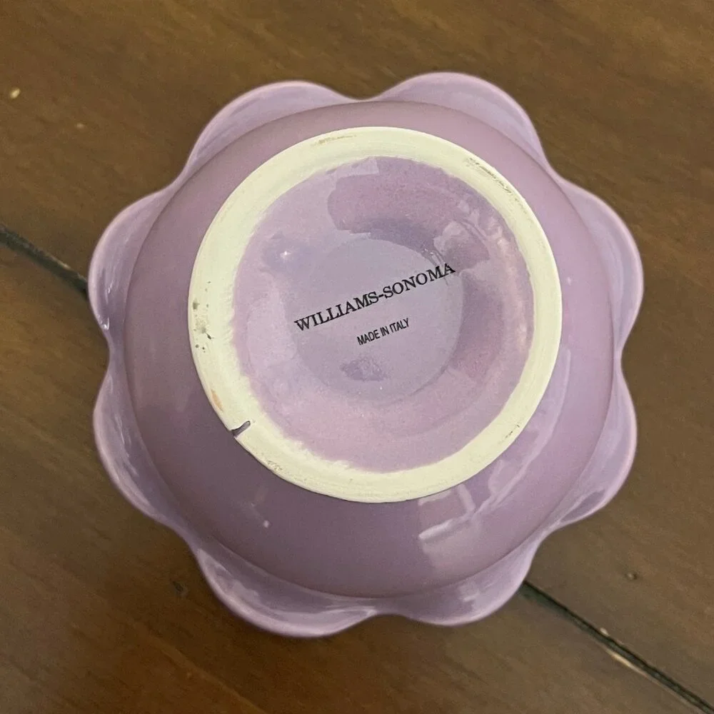 Williams Sonoma Set of 4 Scallop Edge Bowls On Pedestal NEW
